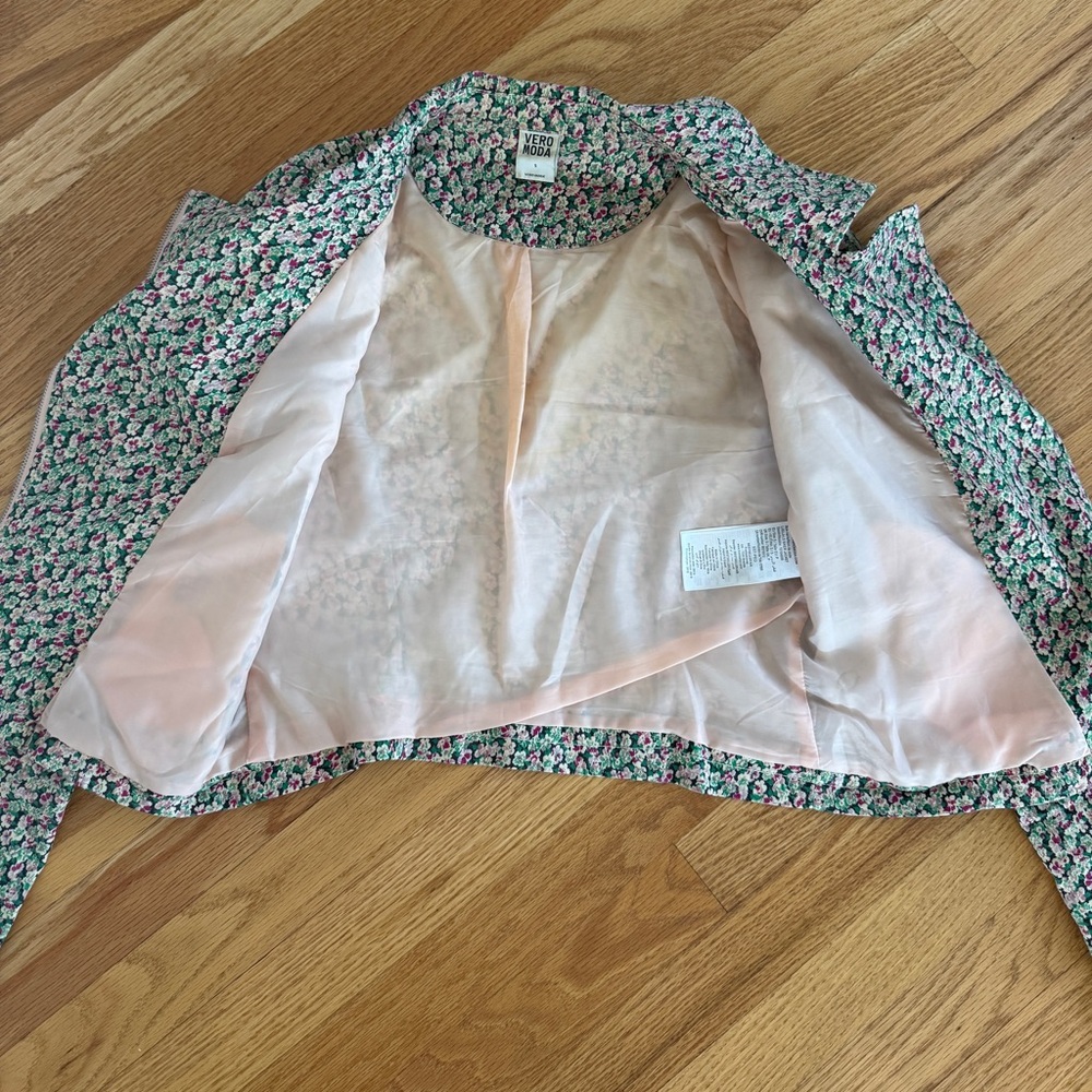 Vero Moda floral jacket blazer zipper details - Picture 4 of 5